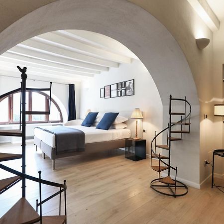 Elegant Rosales Apt. Milano Eksteriør billede