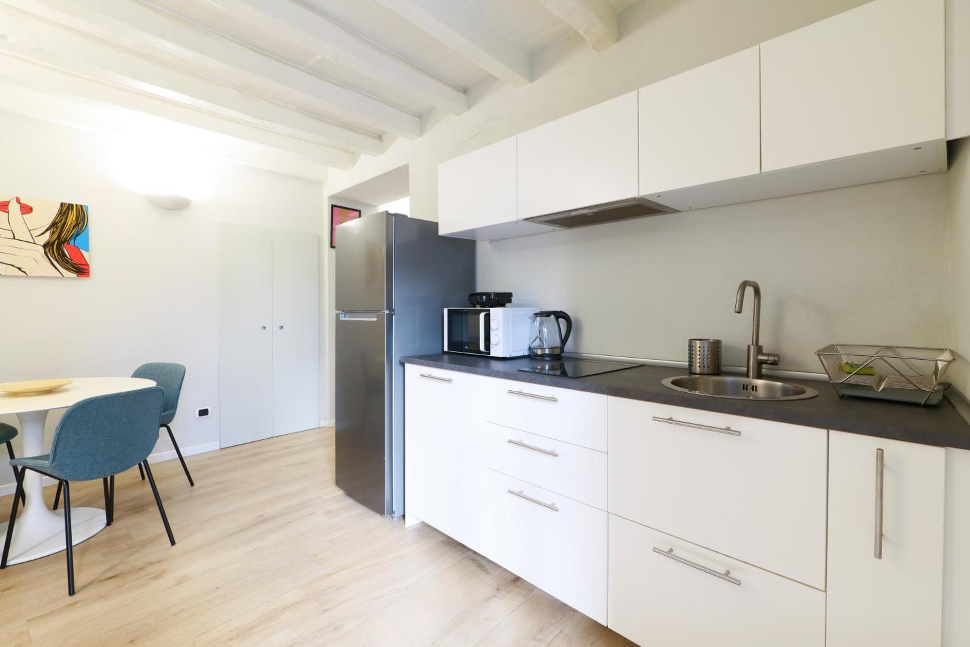 Elegant Rosales Apt. Milano Eksteriør billede